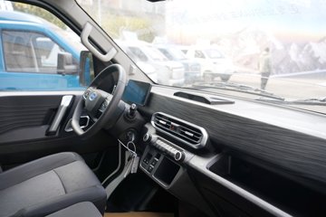 �������ó� ����K5 2�� ���綯��ջ��� 36.8kWhͼƬ