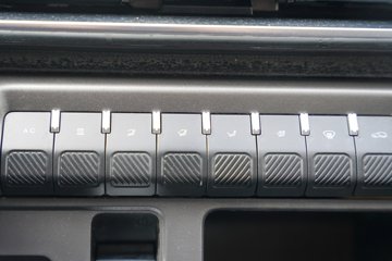 �������ó� ����K5 2�� ���綯��ջ��� 36.8kWhͼƬ