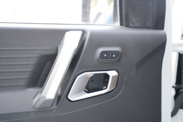 �������ó� ����K5 2�� ���綯��ջ��� 36.8kWhͼƬ