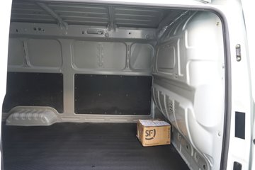 �������ó� ����K5 2�� ���綯��ջ��� 36.8kWhͼƬ