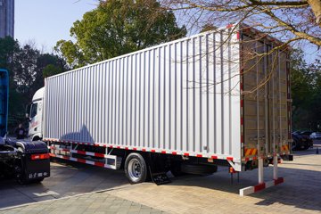 追梦&nbsp;载货车外观                                                图片