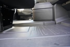 追梦&nbsp;载货车驾驶室                                               图片