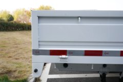 奇瑞商用车 开瑞K3 双排纯电动栏板微卡 33.28kWh