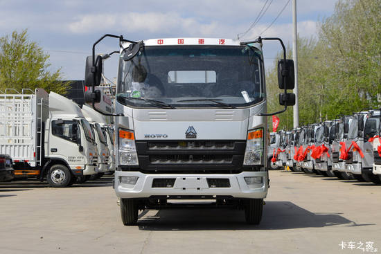 ����HOWO����M 155���� 4X2 ƽ�����䳵