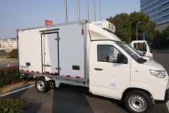 奇瑞商用车 开瑞X5 4X2 单排纯电动冷藏车