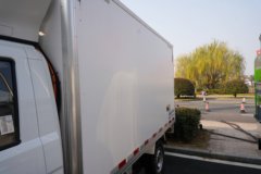 奇瑞商用车 开瑞X5 4X2 单排纯电动冷藏车