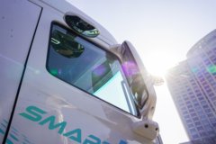 北京重卡i追梦 6X4 LNG混合动力牵引车 微宏29.54kWh