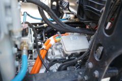 北京重卡i追梦 6X4 LNG混合动力牵引车 微宏29.54kWh