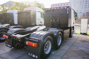 蓝梦7&nbsp;电动牵引车外观图片