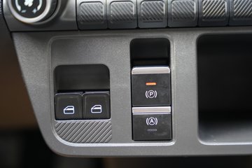 �������ó� ����K5 6�� ���綯��� 36.8kWhͼƬ