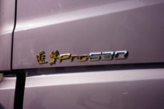 北京重卡追梦Pro 630马力 6X4 采埃孚AMT自动档 LNG牵引车