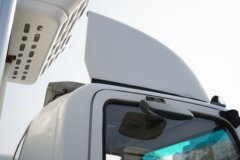 质子汽车 白景 3.99米燃料电池单排冷藏车21.024kWh