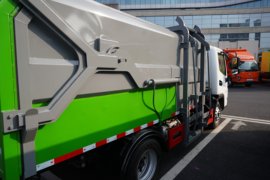 零米&nbsp;电动垃圾车上装图片