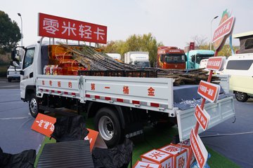 零米&nbsp;电动载货车外观图片