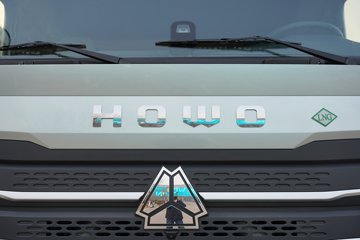 ��������(HOWO) TH7 13.3L LNG 570���� 6X4 �й�����12�� ǣ����ͼƬ