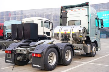 HOWO TH7&nbsp;牵引车外观                                                图片