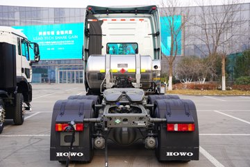 HOWO TH7&nbsp;牵引车外观                                                图片