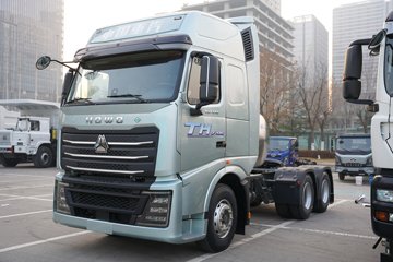 HOWO TH7&nbsp;牵引车外观                                                图片