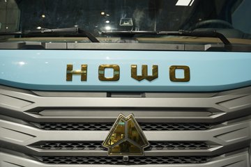 ��������(HOWO) TS 8X4 8�ײ��ʽ���̻�϶�����ж�� �д��º�400.61kWhͼƬ