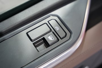 ��������(HOWO) TS 8X4 8�ײ��ʽ���̻�϶�����ж�� �д��º�400.61kWhͼƬ