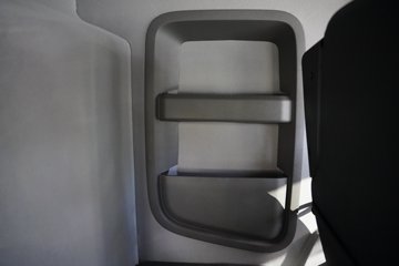 ��������(HOWO) TS 8X4 8�ײ��ʽ���̻�϶�����ж�� �д��º�400.61kWhͼƬ