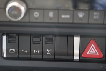 ��������(HOWO) TS 8X4 8�ײ��ʽ���̻�϶�����ж�� �д��º�400.61kWhͼƬ