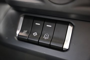 ��������(HOWO) TS 8X4 8�ײ��ʽ���̻�϶�����ж�� �д��º�400.61kWhͼƬ