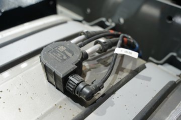 ��������(HOWO) TS 8X4 8�ײ��ʽ���̻�϶�����ж�� �д��º�400.61kWhͼƬ