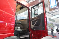 重汽豪沃(HOWO) KS 620马力 6X4 中国重汽 AMT自动档 牵引车