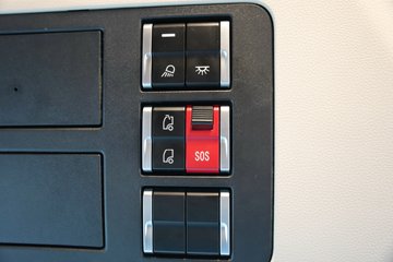 ��������(HOWO) KS 620���� 6X4 �й����� AMT�Զ��� ǣ����ͼƬ