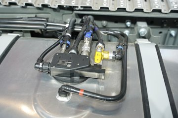 ��������(HOWO) KS 620���� 6X4 �й����� AMT�Զ��� ǣ����ͼƬ