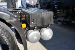 质子汽车帝江Re 6X4 纯电动牵引车 亿纬448kWh