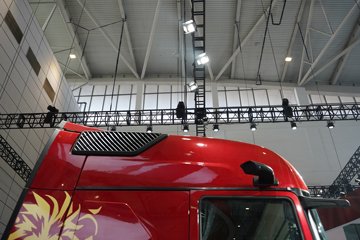 ��������(HOWO) KS ������ 14.6L���� 680���� 6X4 �ɰ��� AMT�Զ��� ǣ����ͼƬ