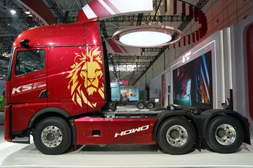 KS&nbsp;牵引车外观                                                图片