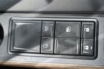 ��������(HOWO) KS ������ 14.6L���� 680���� 6X4 �ɰ��� AMT�Զ��� ǣ����ͼƬ