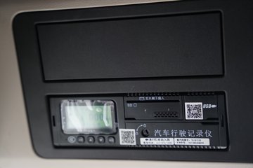 ��������(HOWO) KS ������ 14.6L���� 680���� 6X4 �ɰ��� AMT�Զ��� ǣ����ͼƬ