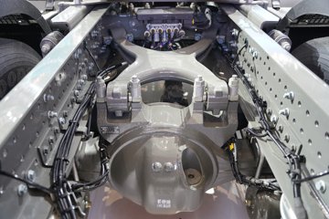 ��������(HOWO) KS ������ 14.6L���� 680���� 6X4 �ɰ��� AMT�Զ��� ǣ����ͼƬ