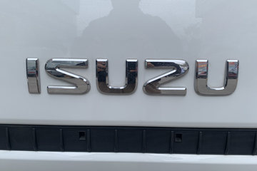 ������ʮ������EM7 152���� 4X2 4.05�׵�����س�ͼƬ