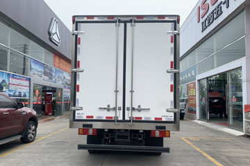 ������ʮ������EM7 152���� 4X2 4.05�׵�����س�ͼƬ