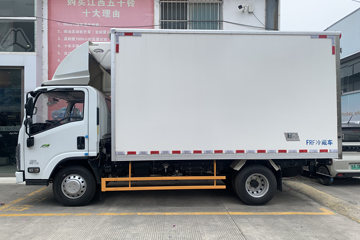 ������ʮ������EM7 152���� 4X2 4.05�׵�����س�ͼƬ