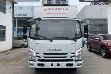 ������ʮ������EM7 152���� 4X2 4.05�׵�����س�ͼƬ