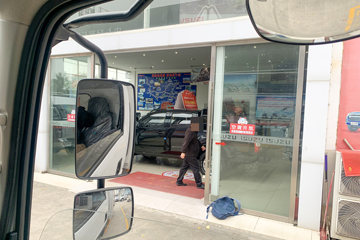 ������ʮ������EM7 152���� 4X2 4.05�׵�����س�ͼƬ