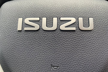 ������ʮ������EM7 152���� 4X2 4.05�׵�����س�ͼƬ