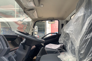 ������ʮ������EM7 152���� 4X2 4.05�׵�����س�ͼƬ