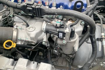 ������ʮ������EM7 152���� 4X2 4.05�׵�����س�ͼƬ