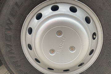 ������ʮ������EM7 152���� 4X2 4.05�׵�����س�ͼƬ