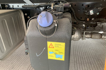 ������ʮ������EM7 152���� 4X2 4.05�׵�����س�ͼƬ