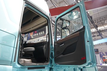 ��������(HOWO) TS 14.6L LNG 590���� 6X4 �й����� AMT�Զ��� ǣ����ͼƬ