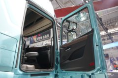 重汽豪沃(HOWO) TS 14.6L LNG 590马力 6X4 中国重汽 AMT自动档 牵引车