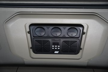 ��������(HOWO) TS 14.6L LNG 590���� 6X4 �й����� AMT�Զ��� ǣ����ͼƬ